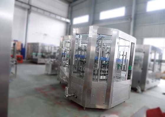 中国 産業缶の充填機3500-5000は高速PLC制御できましたり/時間 サプライヤー
